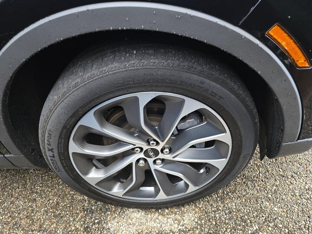 used 2022 Lincoln Nautilus car, priced at $37,276