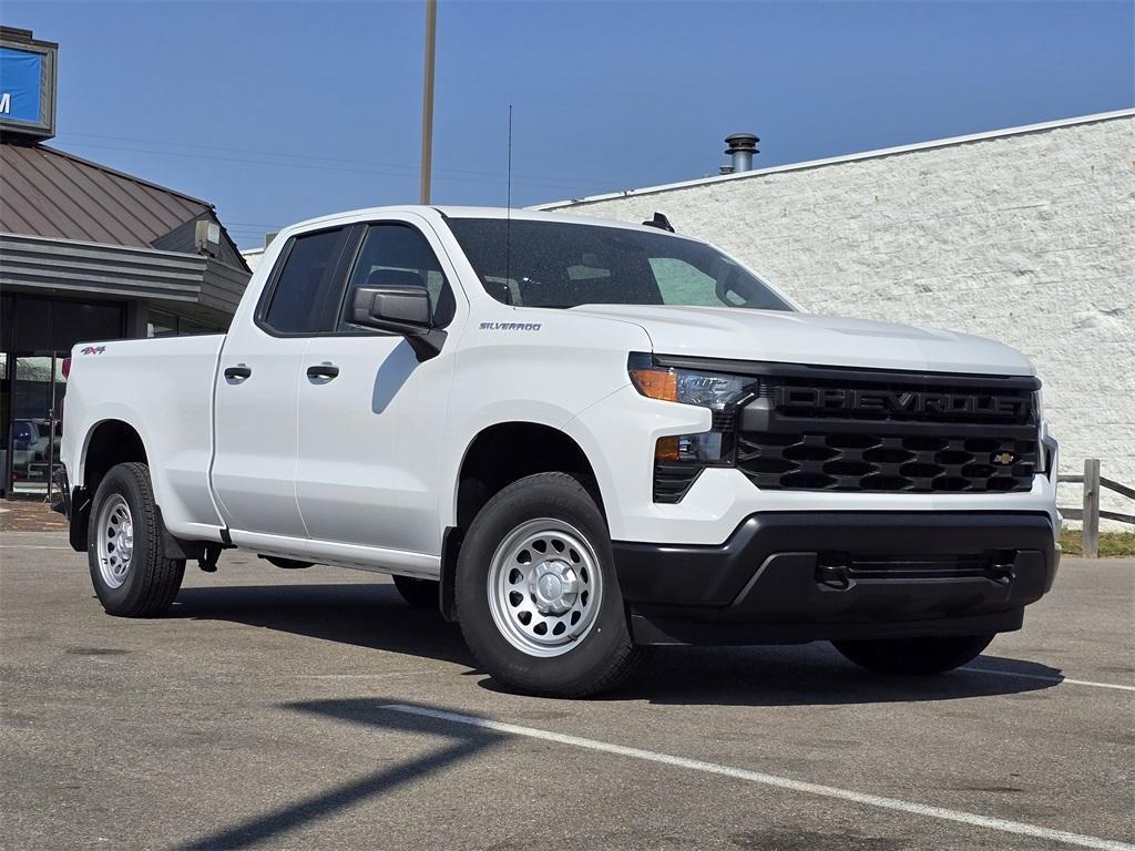 new 2025 Chevrolet Silverado 1500 car, priced at $44,540