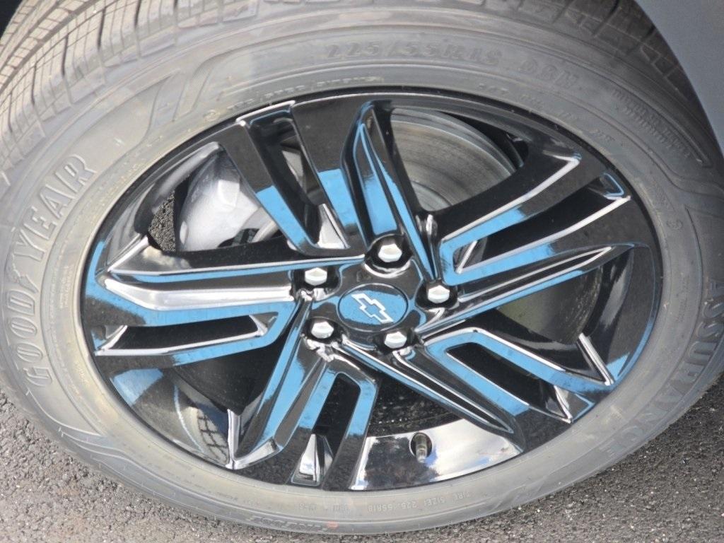 new 2026 Chevrolet Trax car, priced at $27,477