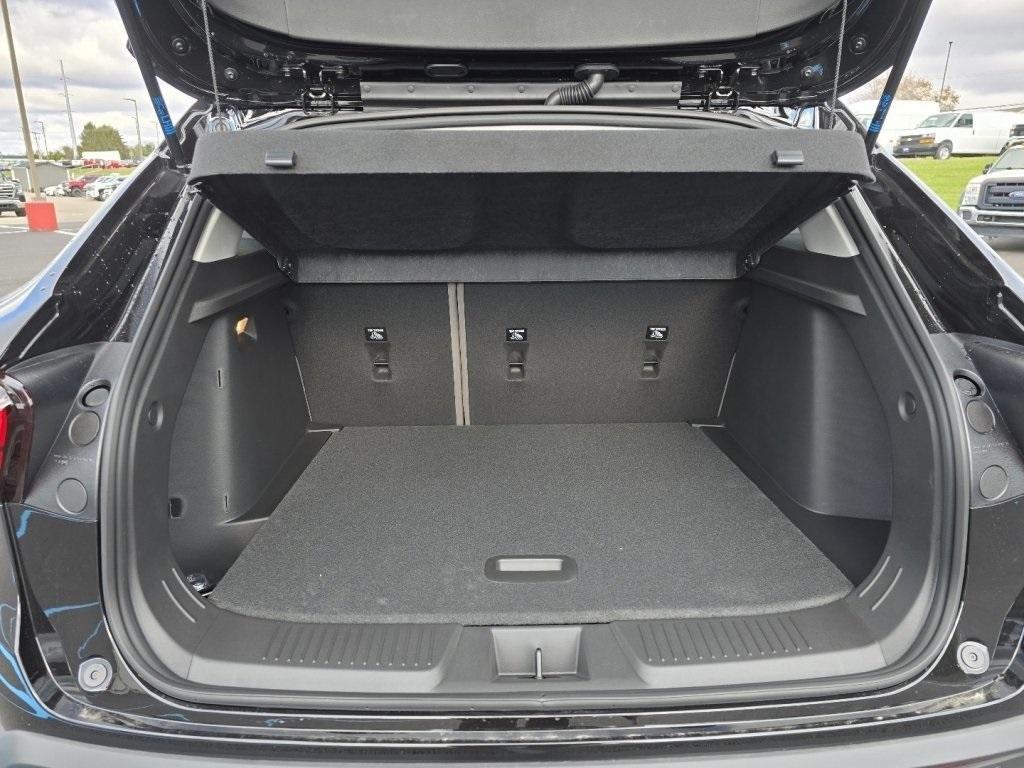 new 2026 Chevrolet Trax car, priced at $27,477