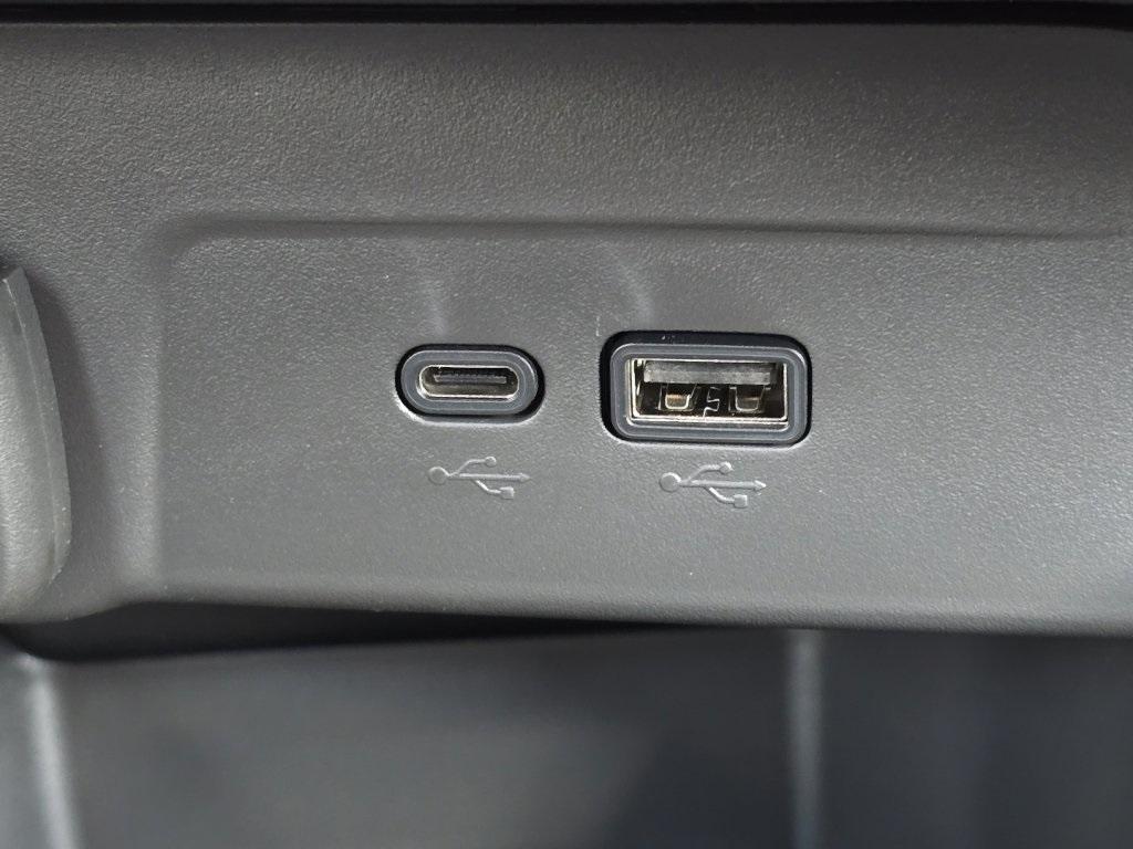 new 2026 Chevrolet Trax car, priced at $25,101