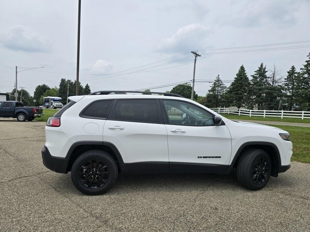 used 2023 Jeep Cherokee car, priced at $23,127