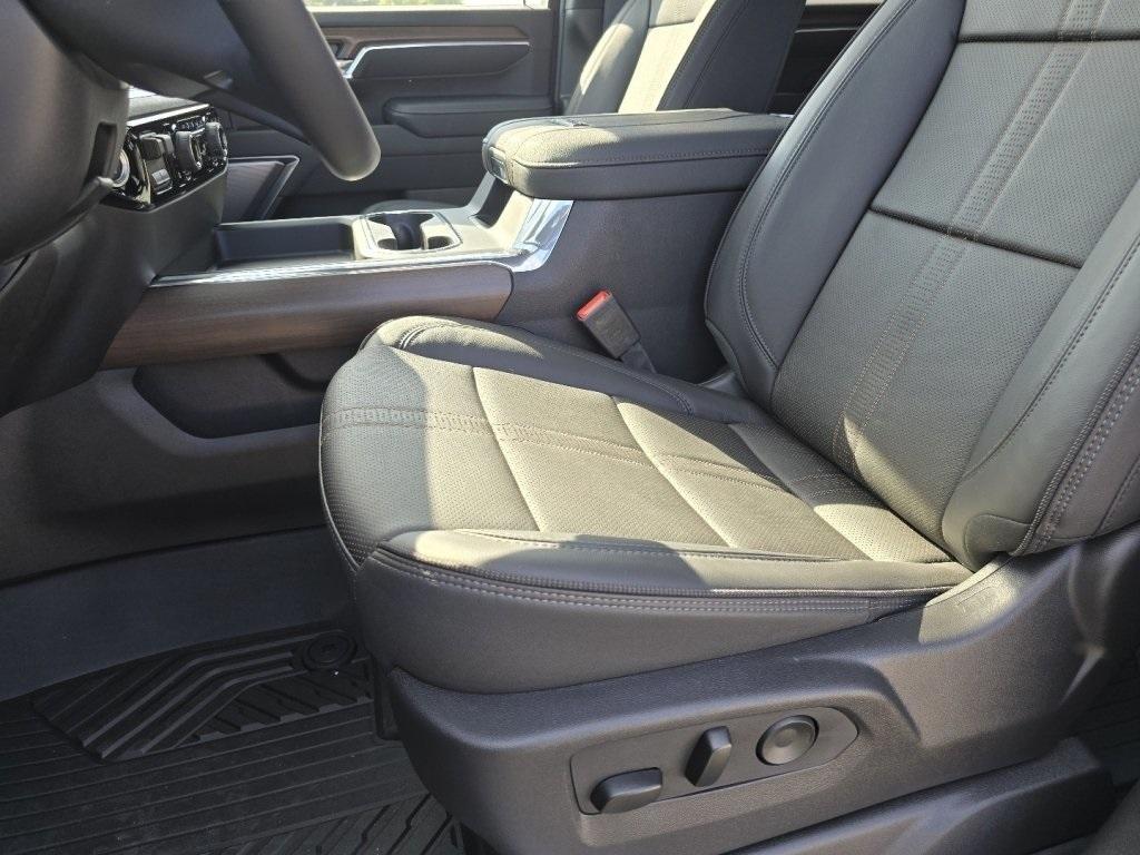 new 2025 Chevrolet Silverado 2500 car, priced at $85,094