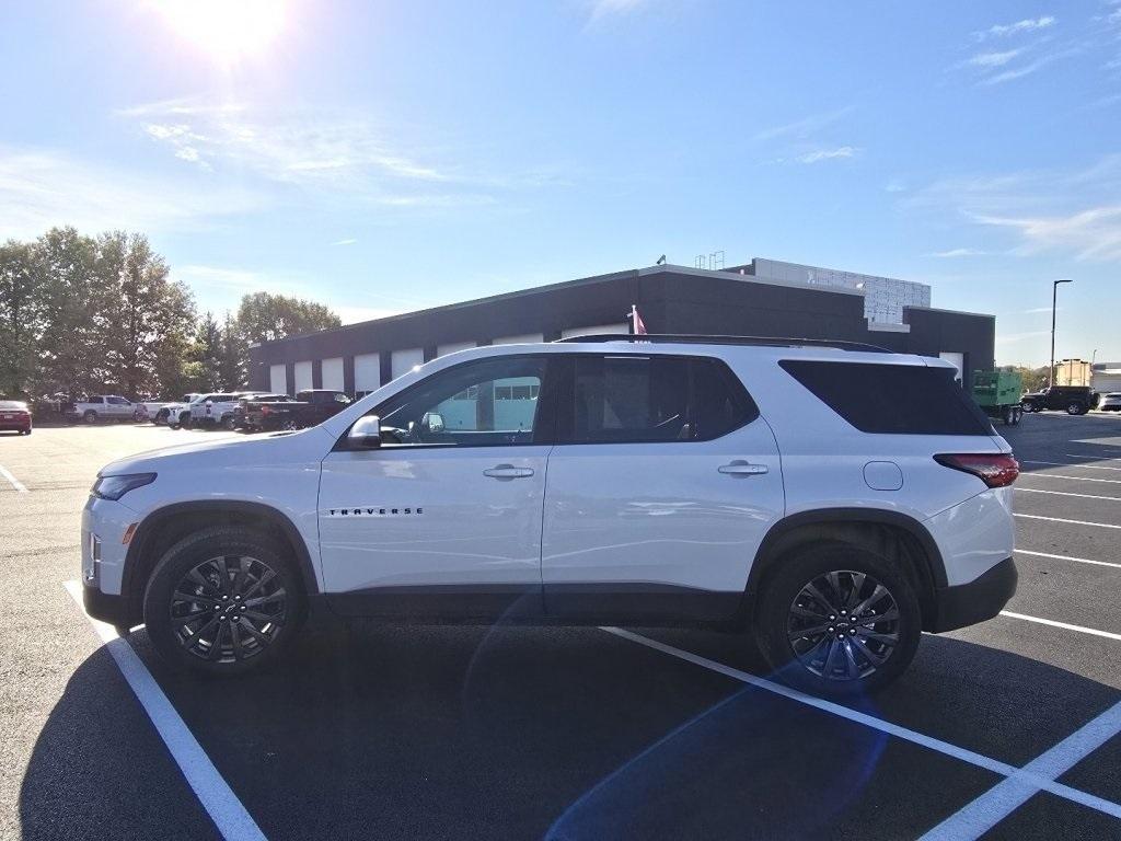 used 2023 Chevrolet Traverse car, priced at $37,980