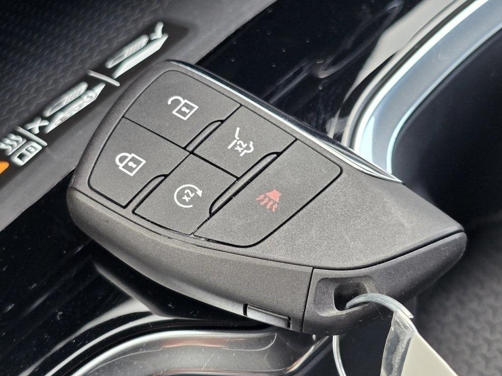 new 2025 Chevrolet Traverse car, priced at $45,233