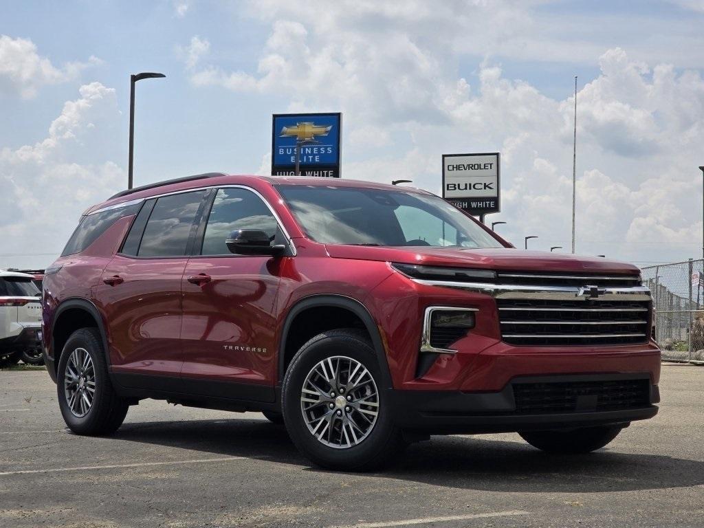 new 2025 Chevrolet Traverse car, priced at $45,233