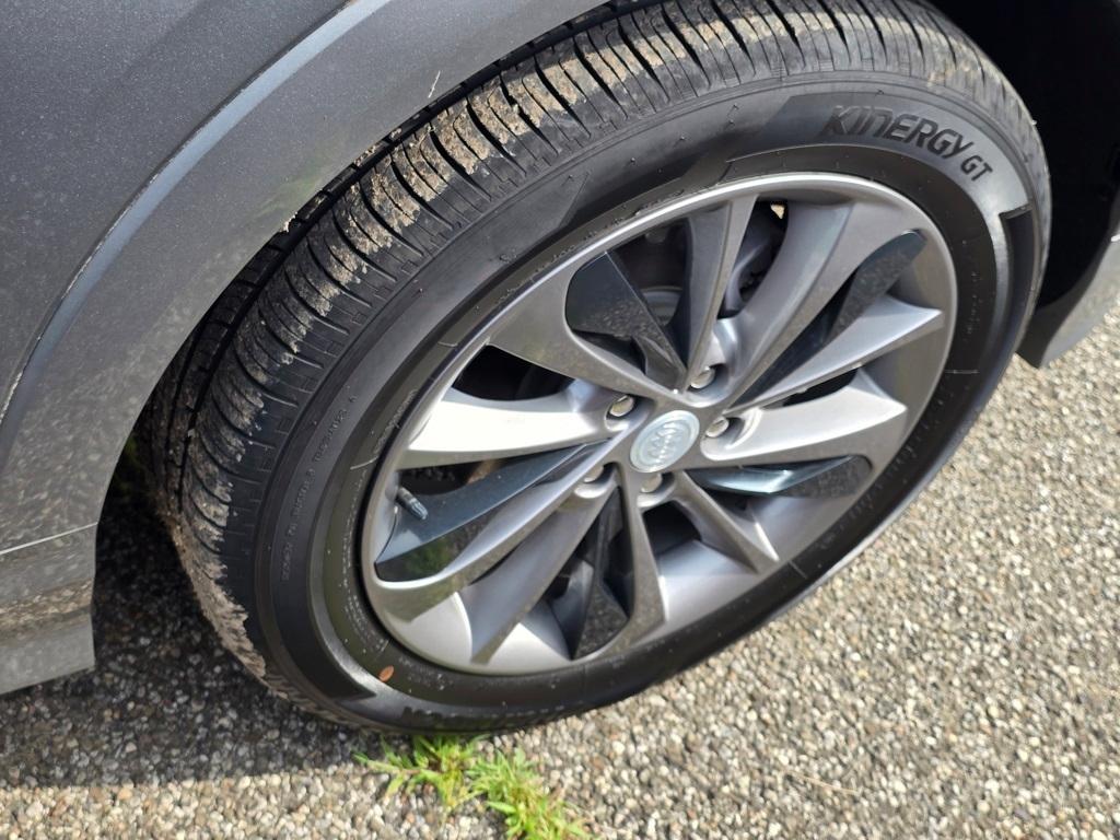 used 2023 Buick Encore GX car, priced at $23,980