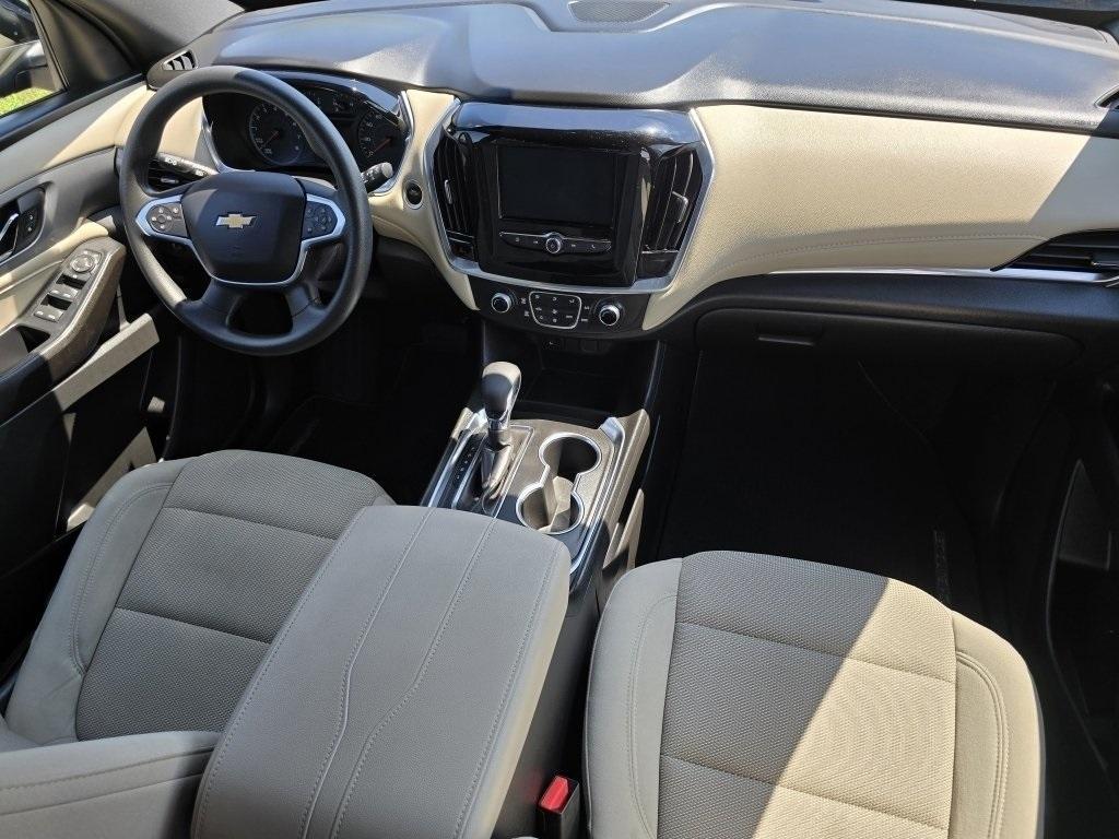 used 2022 Chevrolet Traverse car, priced at $25,514