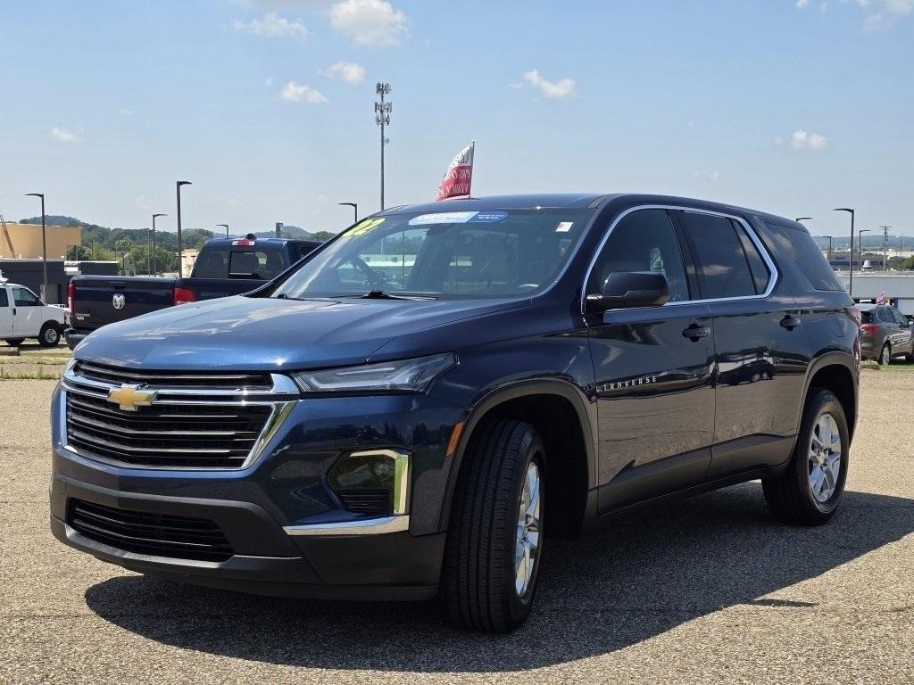 used 2022 Chevrolet Traverse car, priced at $25,514