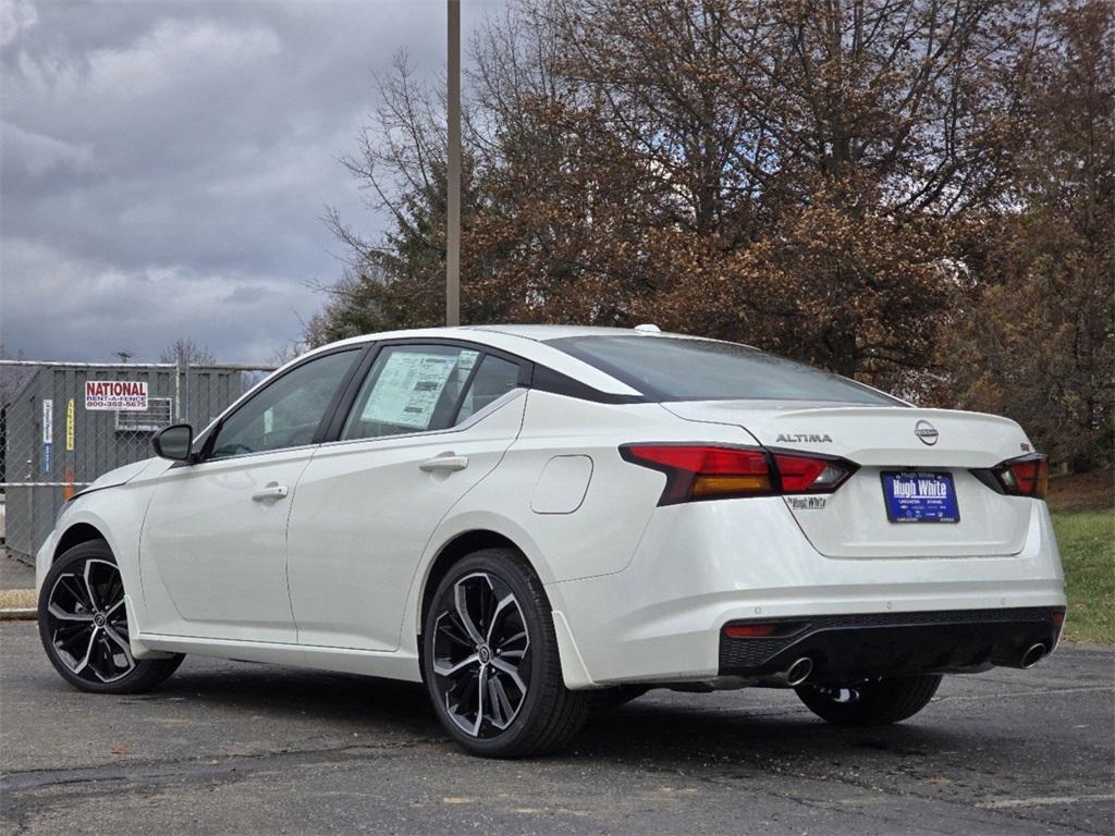 new 2025 Nissan Altima car