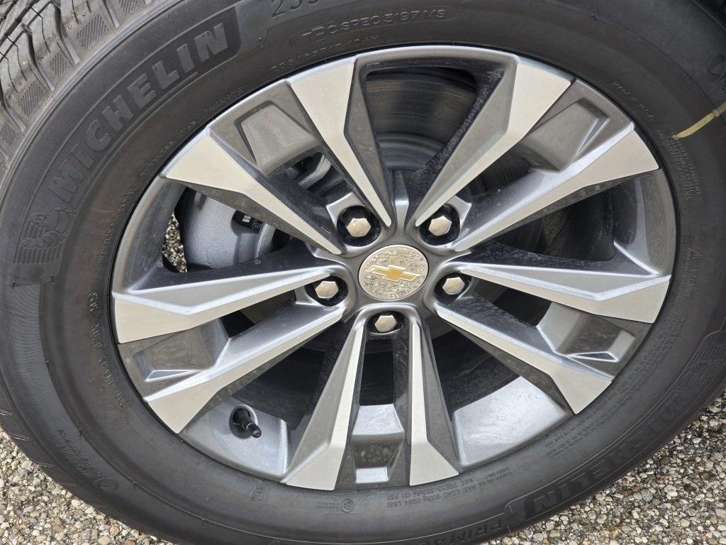new 2026 Chevrolet Equinox car, priced at $33,364