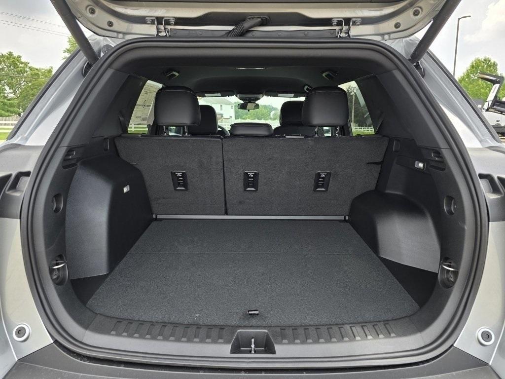 new 2026 Chevrolet Equinox car, priced at $33,364