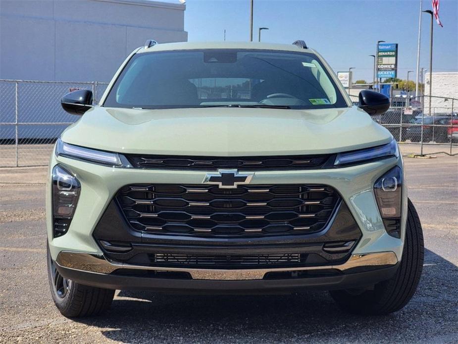 new 2025 Chevrolet Trax car