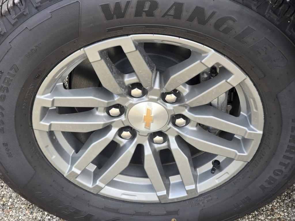 new 2025 Chevrolet Colorado car, priced at $40,190
