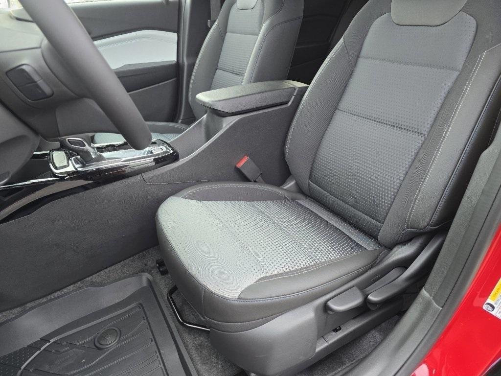 new 2026 Chevrolet Trax car, priced at $25,101