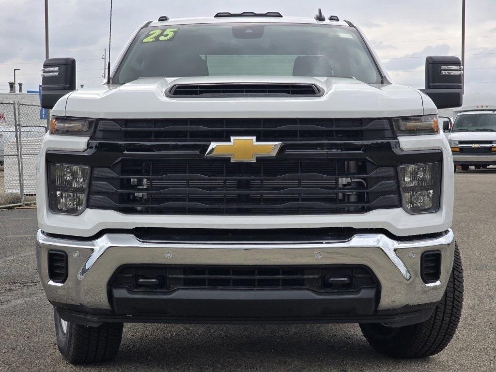 new 2025 Chevrolet Silverado 3500 car, priced at $68,925