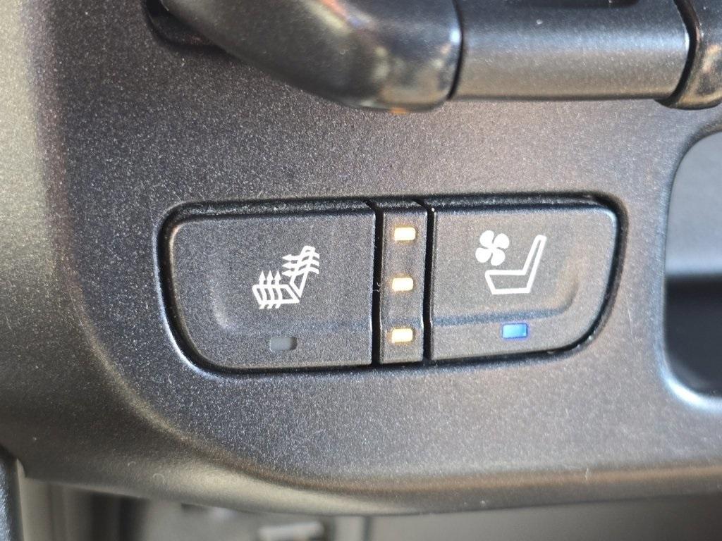 used 2019 GMC Canyon car, priced at $23,900