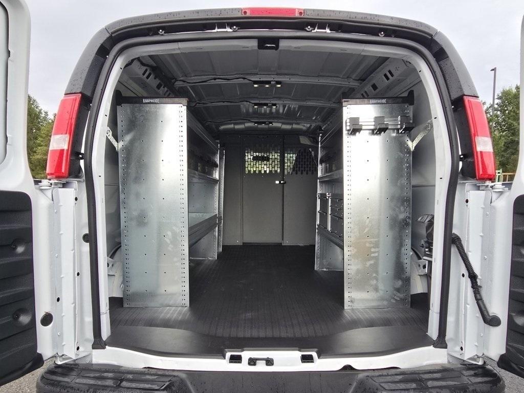 new 2025 Chevrolet Express 2500 car, priced at $50,498
