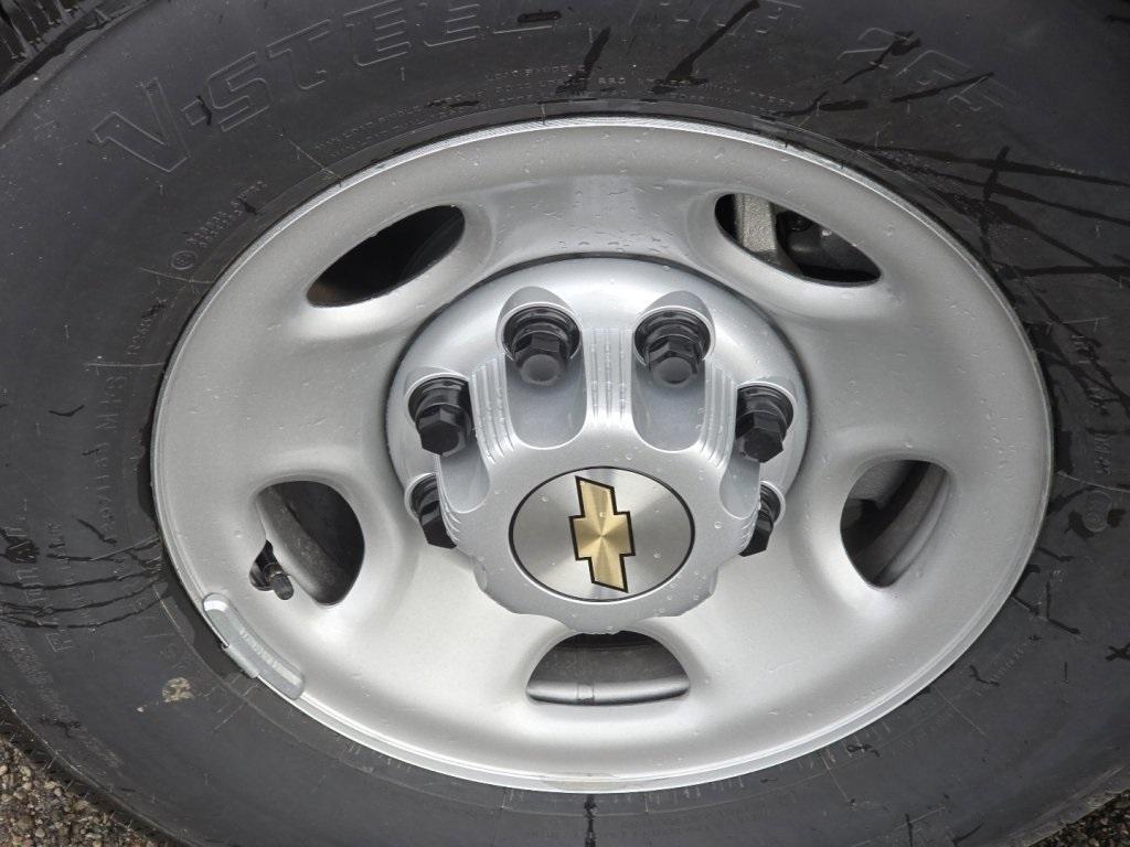 new 2025 Chevrolet Express 2500 car, priced at $50,498