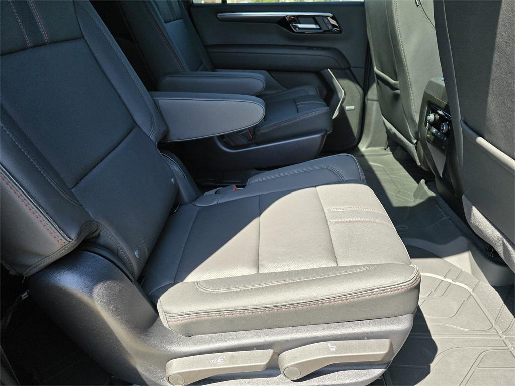 new 2025 Chevrolet Suburban car, priced at $82,735
