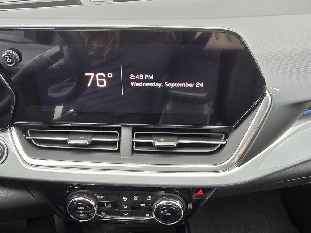 new 2025 Chevrolet Trax car, priced at $24,720