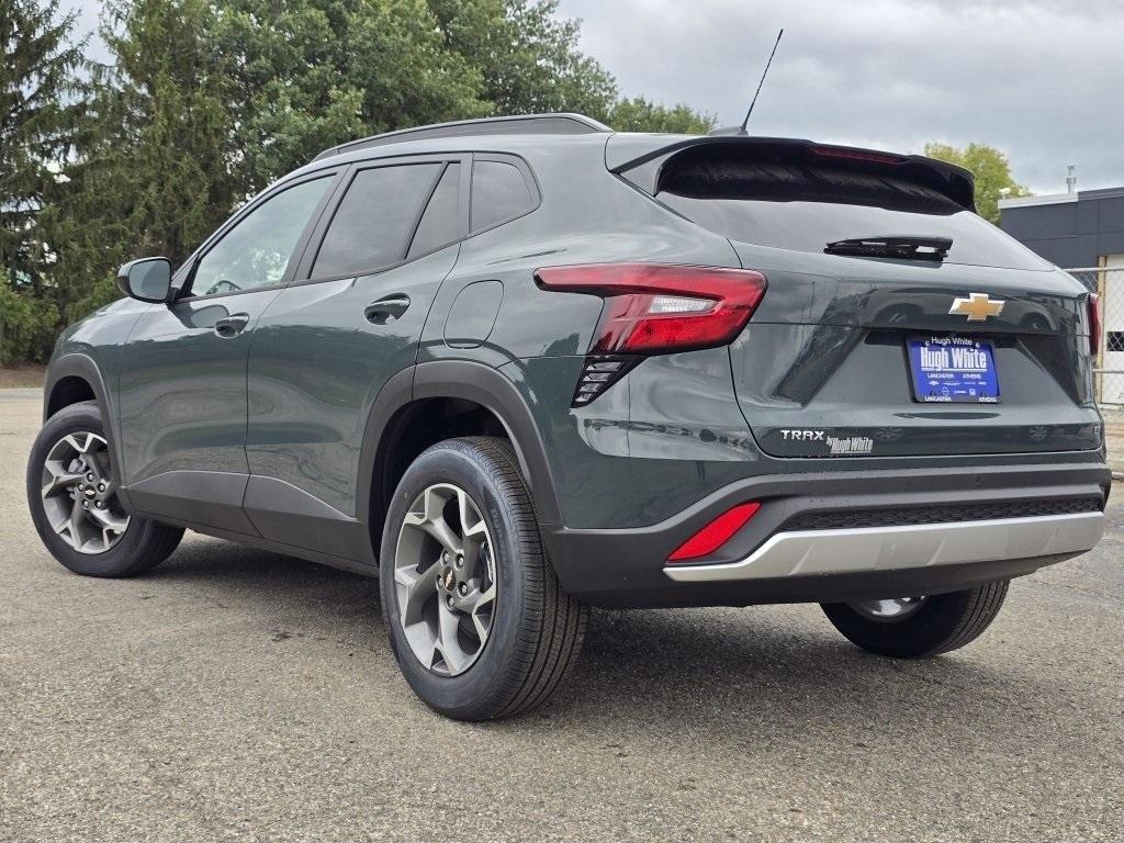 new 2025 Chevrolet Trax car, priced at $24,720