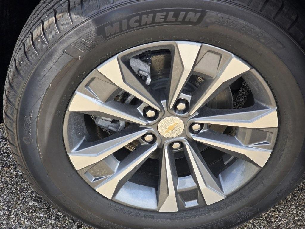 new 2026 Chevrolet Equinox car, priced at $31,355