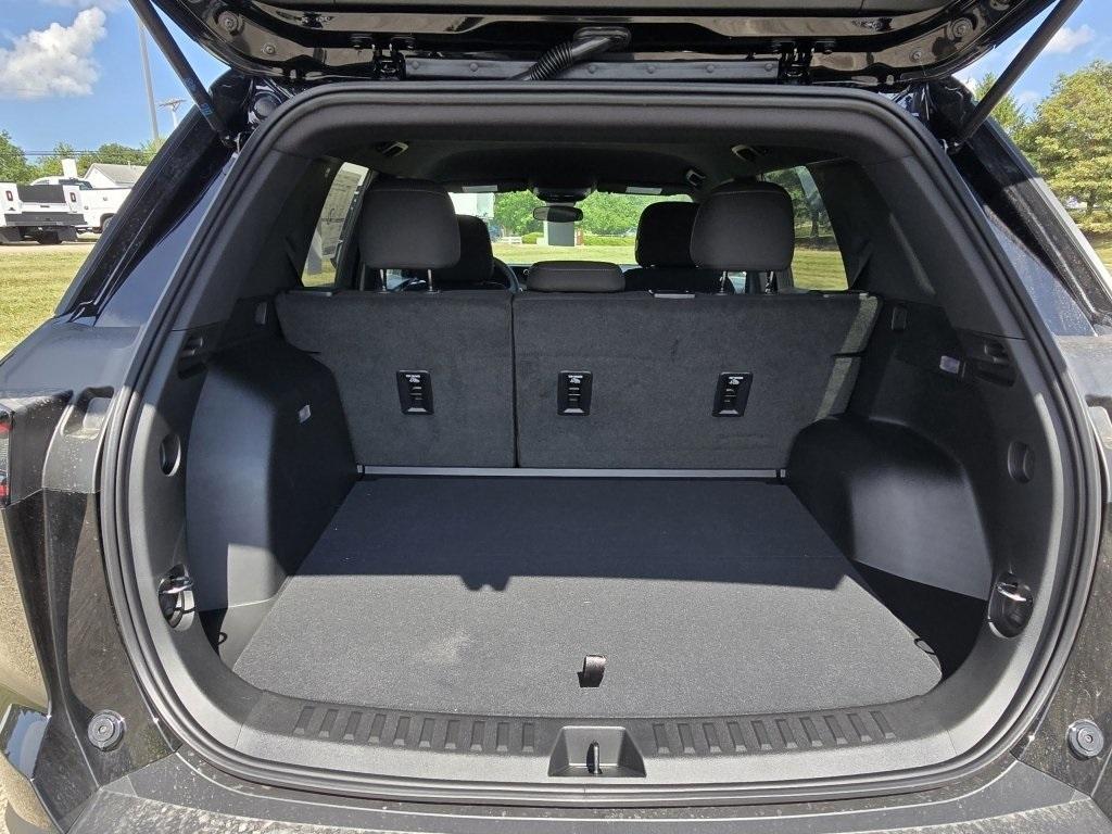 new 2026 Chevrolet Equinox car, priced at $31,355