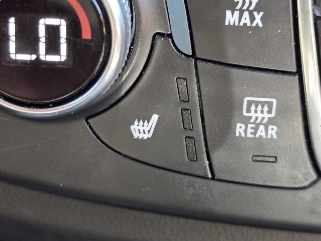 used 2023 Chevrolet Traverse car, priced at $31,038