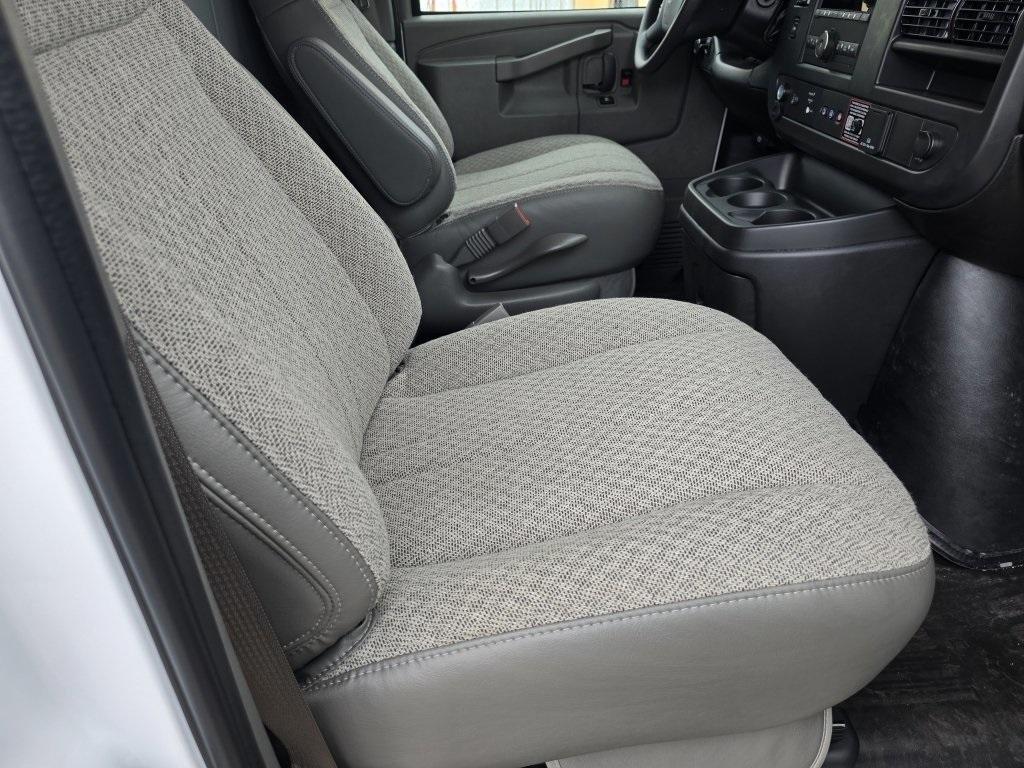 new 2025 Chevrolet Express 2500 car, priced at $50,989