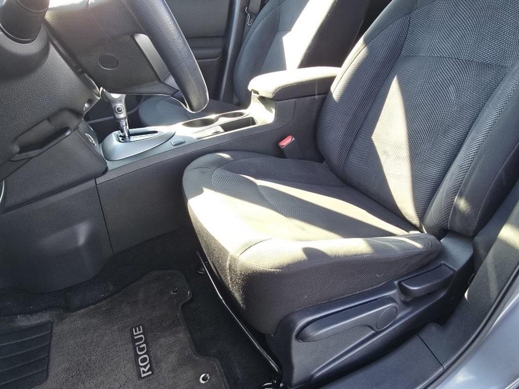 used 2015 Nissan Rogue Select car, priced at $8,868