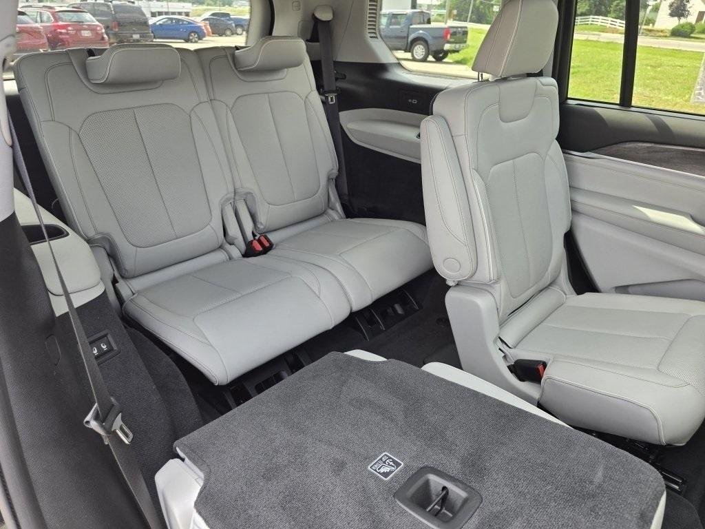 used 2022 Jeep Grand Cherokee L car, priced at $37,283