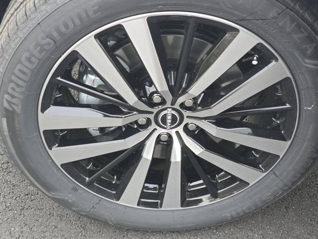 new 2025 Nissan Pathfinder car