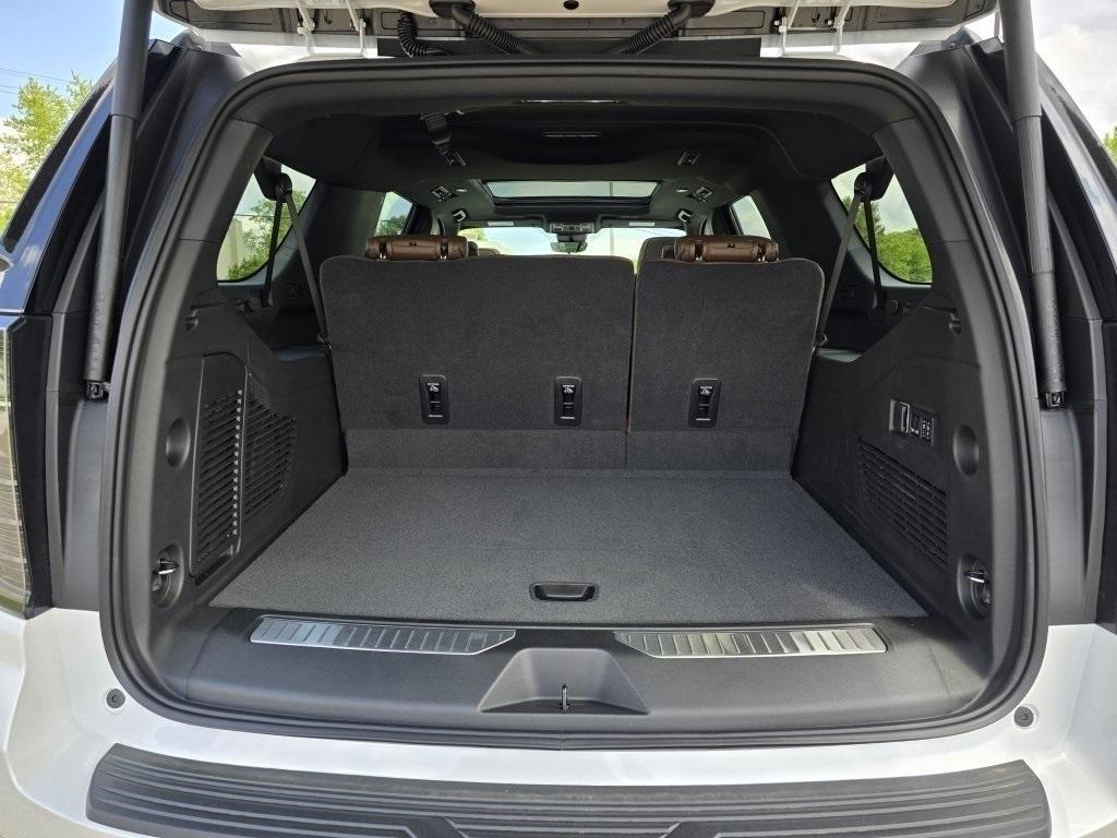 new 2025 Chevrolet Suburban car, priced at $92,974