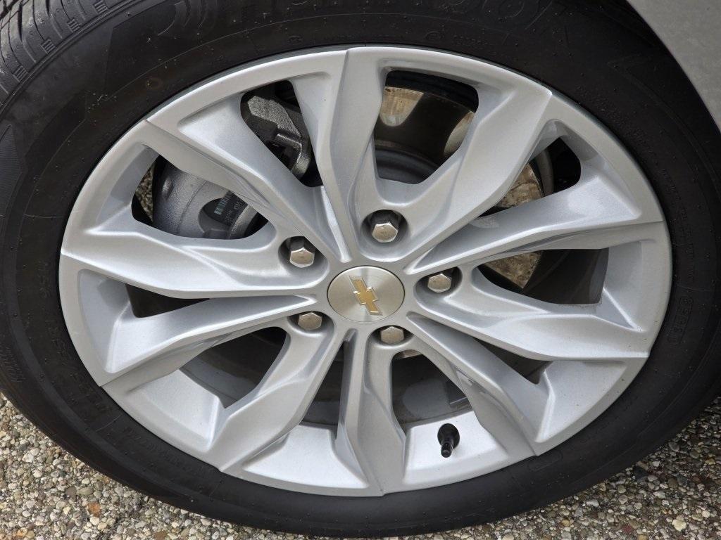 new 2025 Chevrolet Malibu car, priced at $29,159