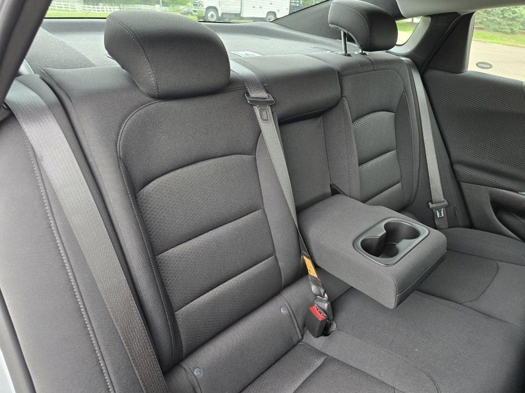new 2025 Chevrolet Malibu car, priced at $29,159