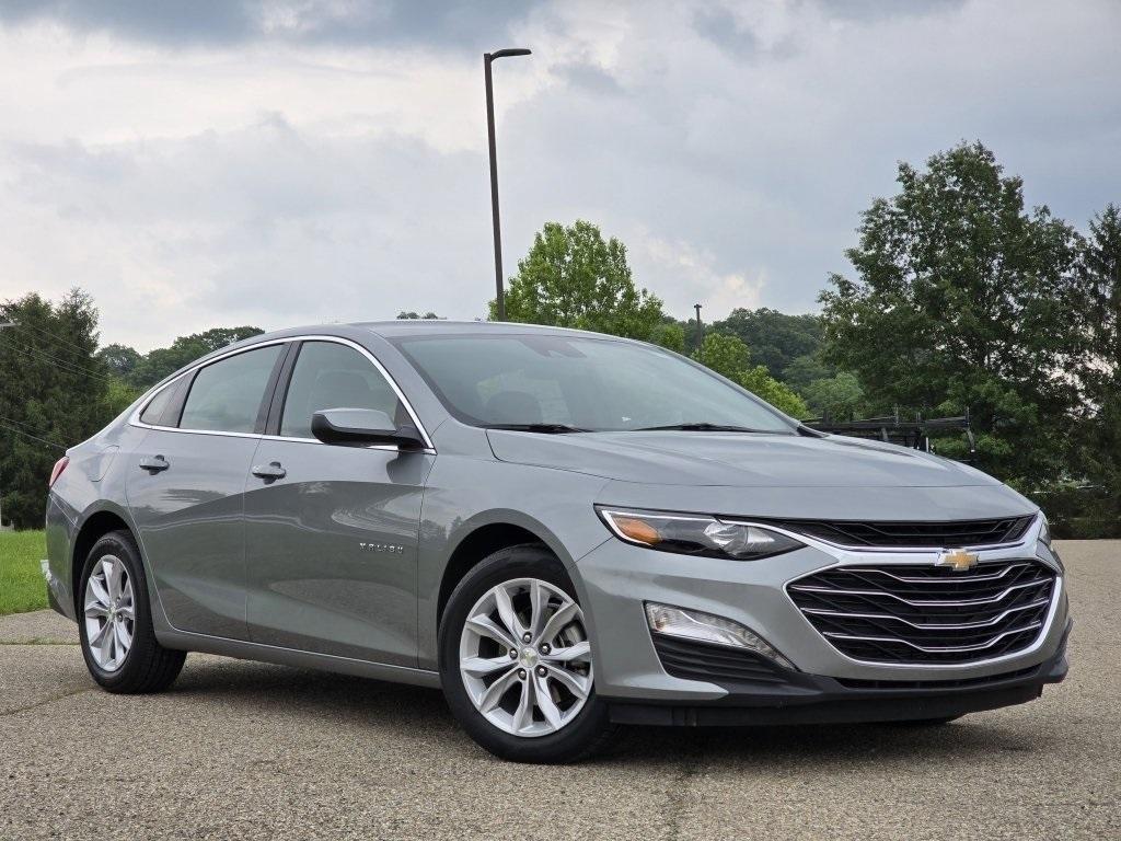 new 2025 Chevrolet Malibu car, priced at $29,159