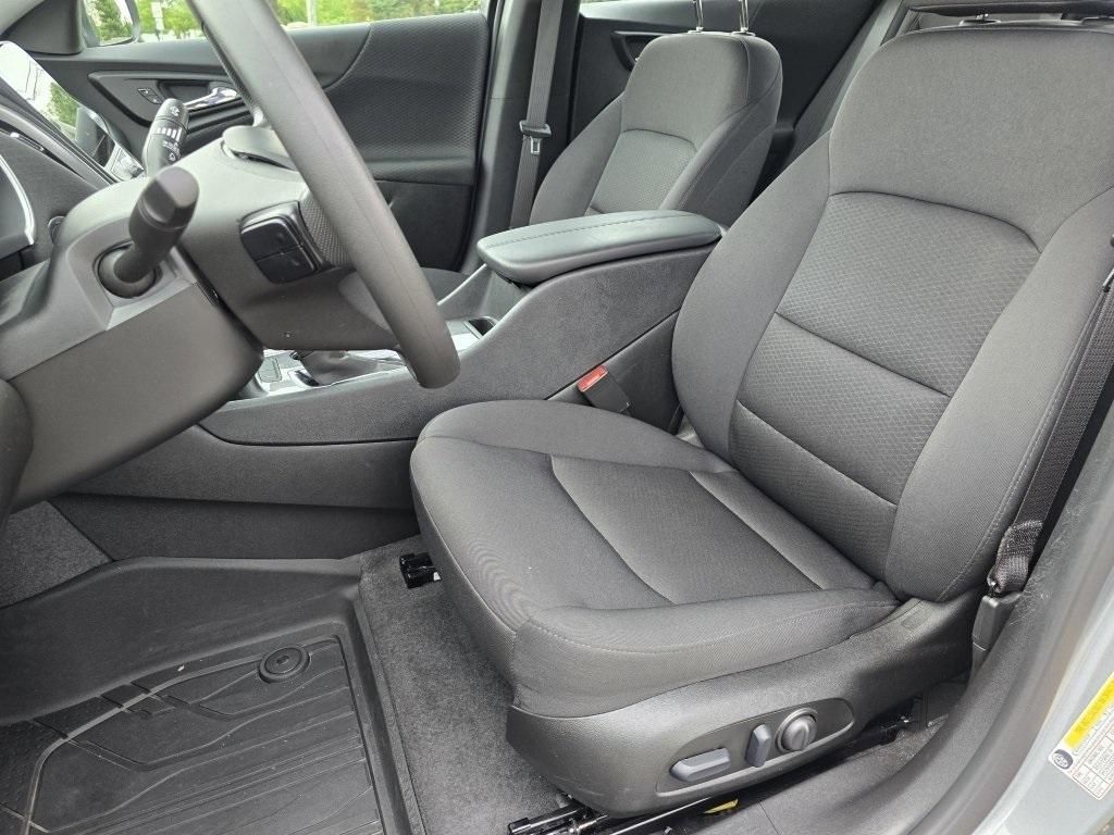 new 2025 Chevrolet Malibu car, priced at $29,159