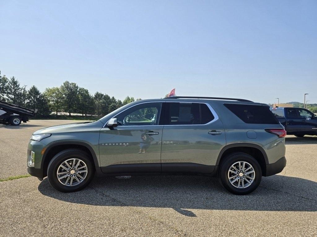 used 2022 Chevrolet Traverse car, priced at $28,898