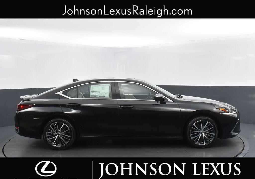 new 2025 Lexus ES 300h car, priced at $50,994