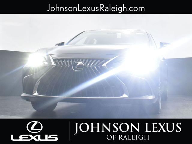 new 2025 Lexus ES 300h car, priced at $50,994