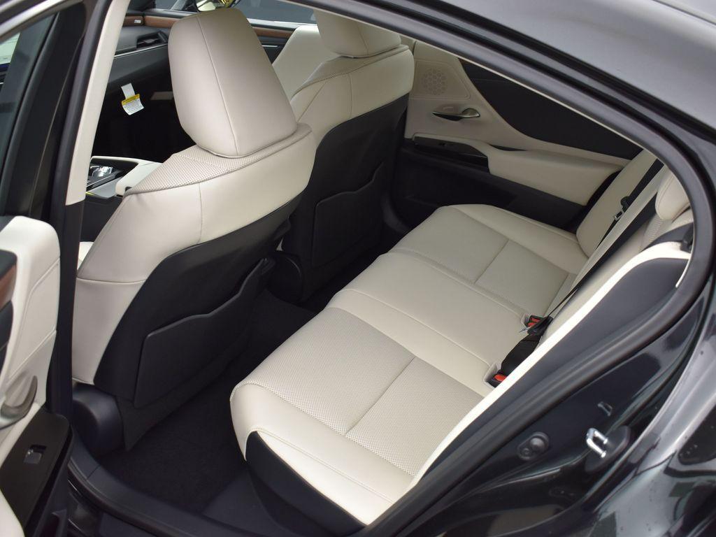 new 2025 Lexus ES 300h car, priced at $50,994