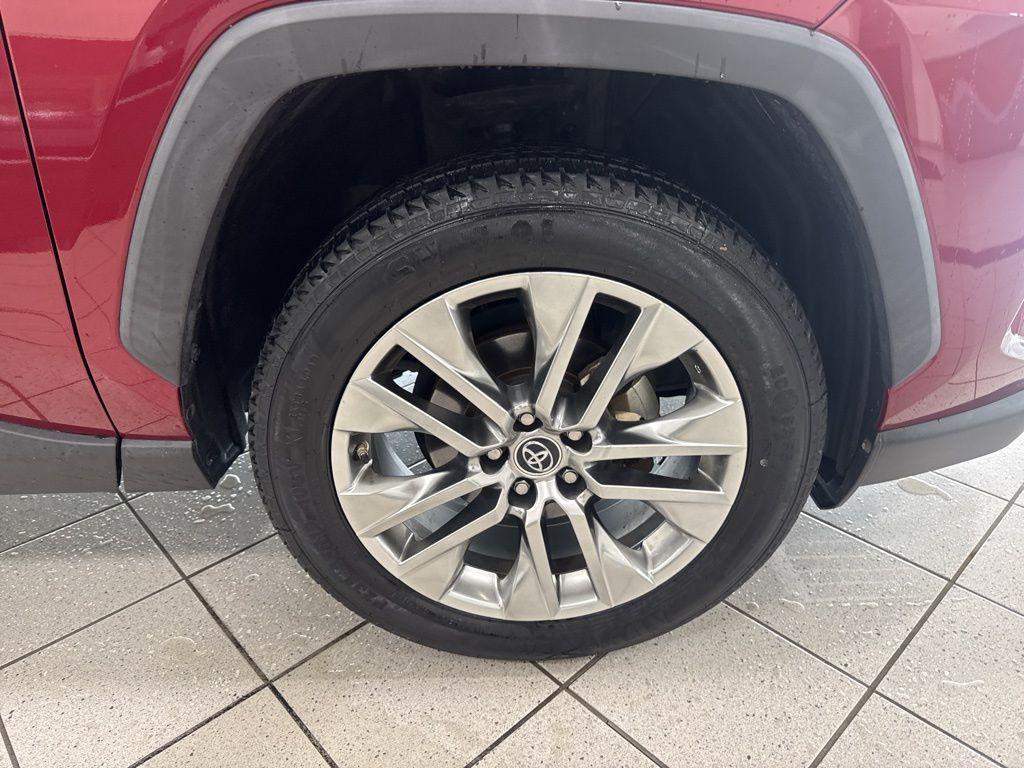 used 2019 Toyota RAV4 car, priced at $25,888