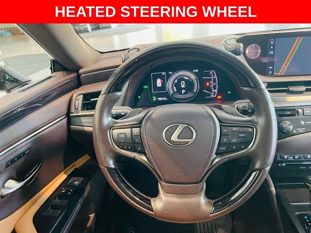 used 2019 Lexus ES 300h car, priced at $25,888