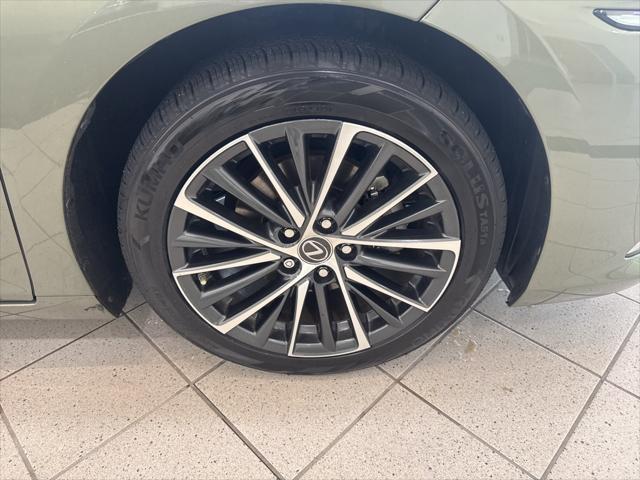 used 2022 Lexus ES 350 car, priced at $38,488
