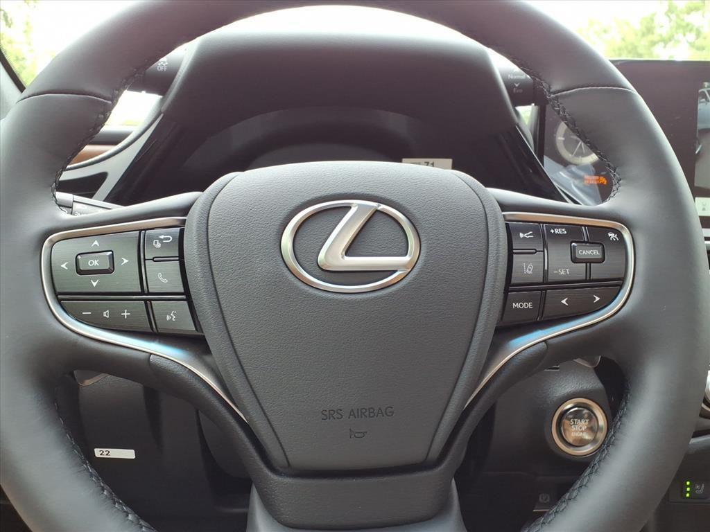 new 2025 Lexus ES 350 car, priced at $50,024