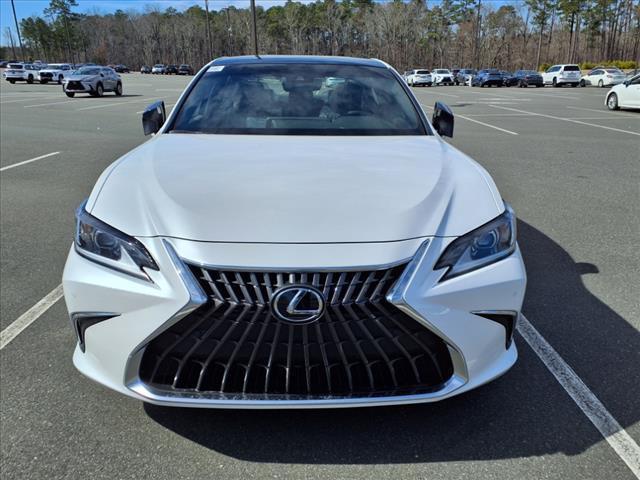 new 2025 Lexus ES 350 car, priced at $50,214