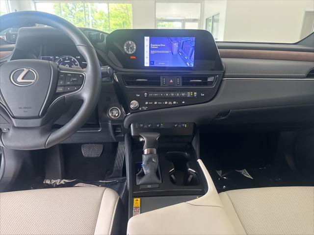 used 2024 Lexus ES 350 car, priced at $43,988