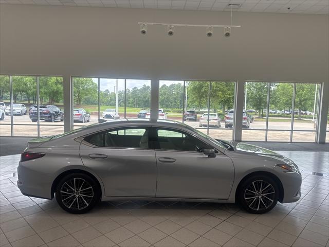 used 2024 Lexus ES 350 car, priced at $43,988