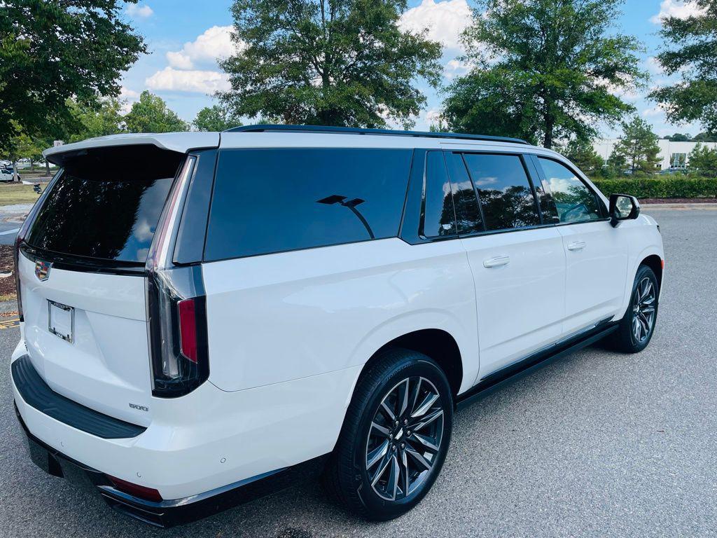 used 2023 Cadillac Escalade ESV car, priced at $80,988